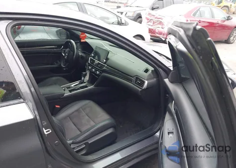 2018 Honda Accord Sport z USA, uszkodzony, nr VIN 1HGCV1F37JA151369